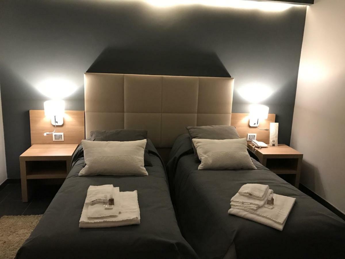 Viale San Martino Bed & Breakfast Месина Екстериор снимка