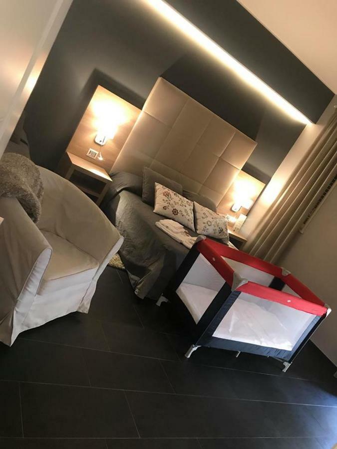 Viale San Martino Bed & Breakfast Месина Екстериор снимка